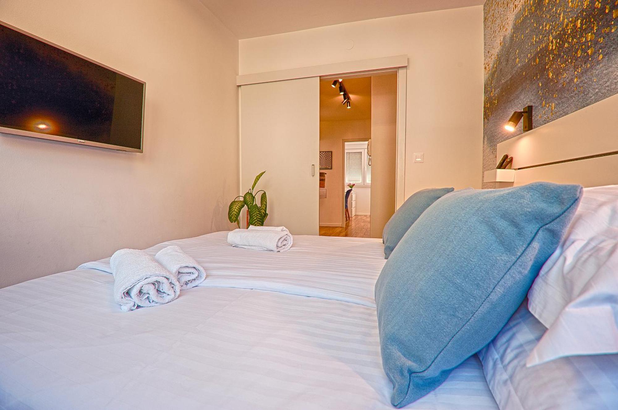 Center Of Makarska Apartment Ngoại thất bức ảnh